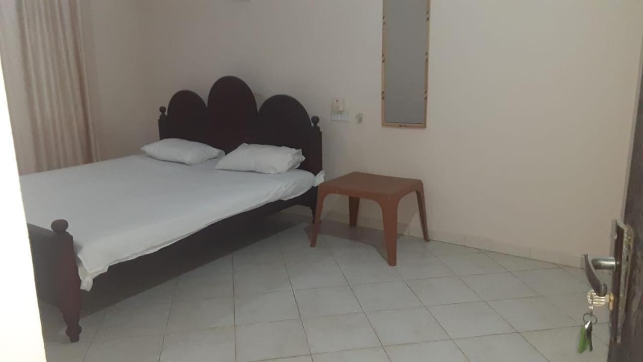 Mount House Hotel Apartment Диквела Екстериор снимка