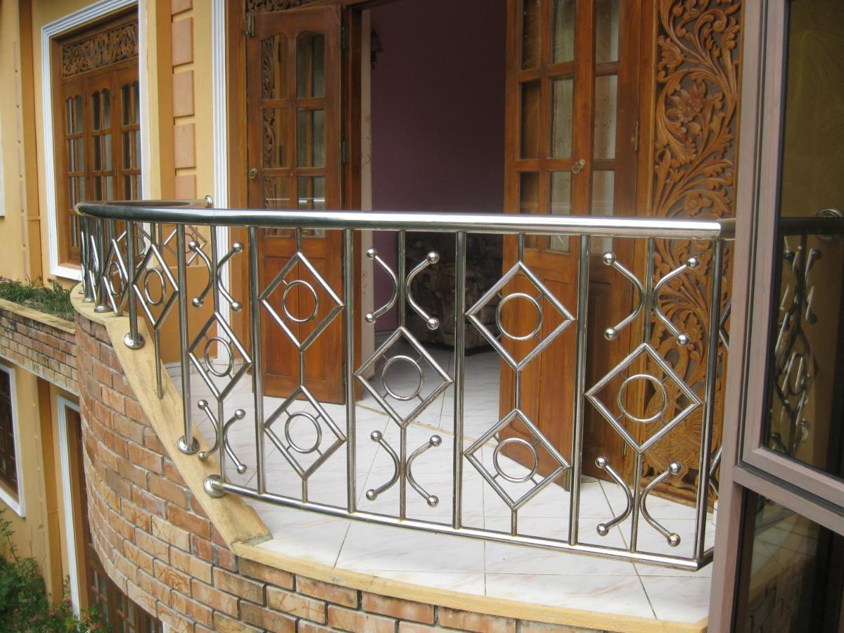 Mount House Hotel Apartment Диквела Екстериор снимка