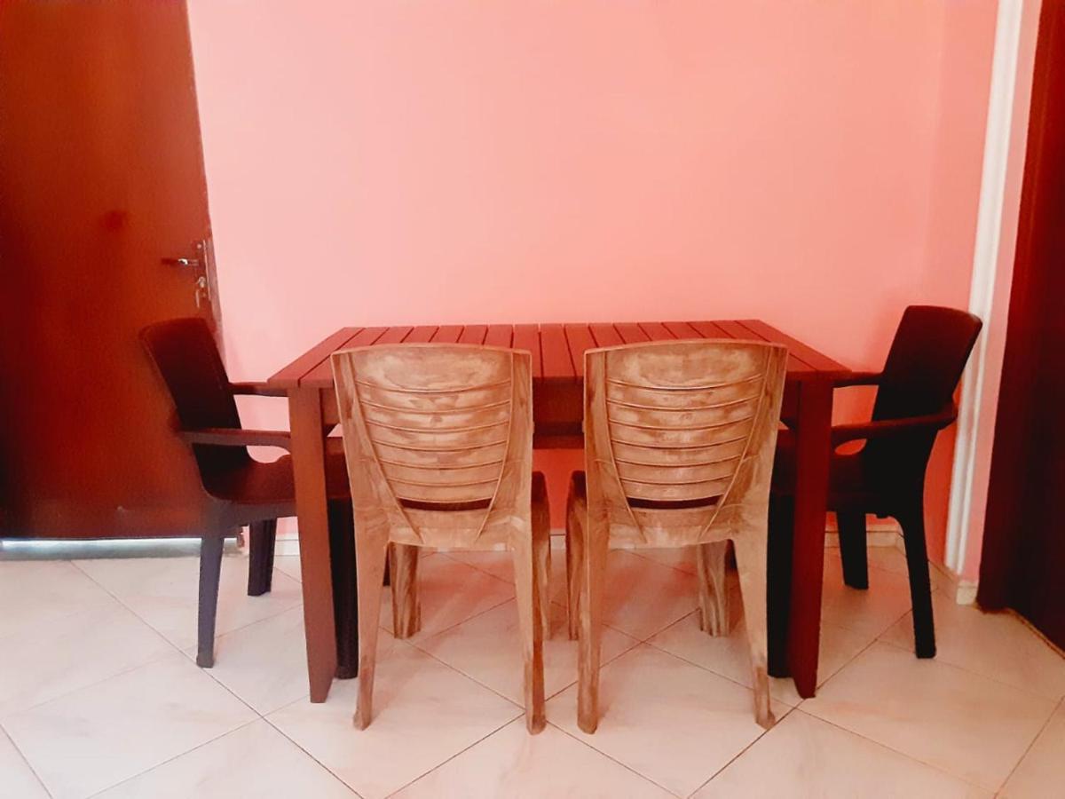 Mount House Hotel Apartment Диквела Екстериор снимка