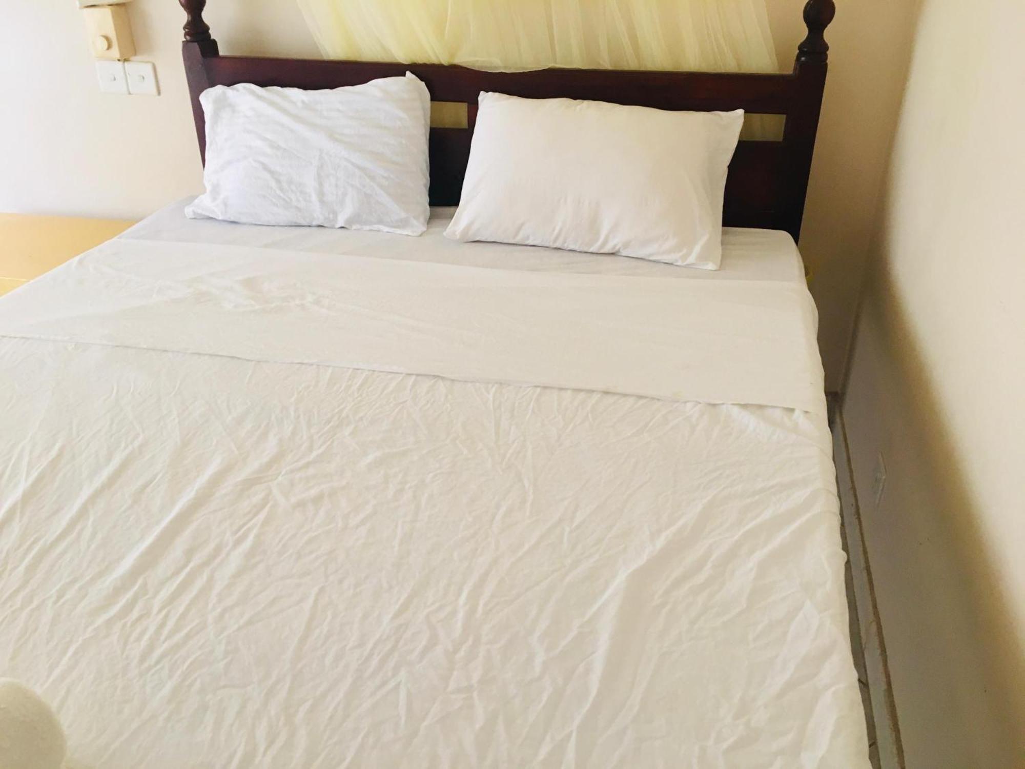 Mount House Hotel Apartment Диквела Екстериор снимка